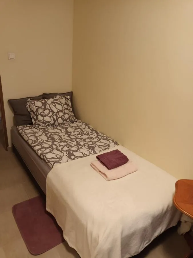 Apartament Pereca 2 ワルシャワ 0*,